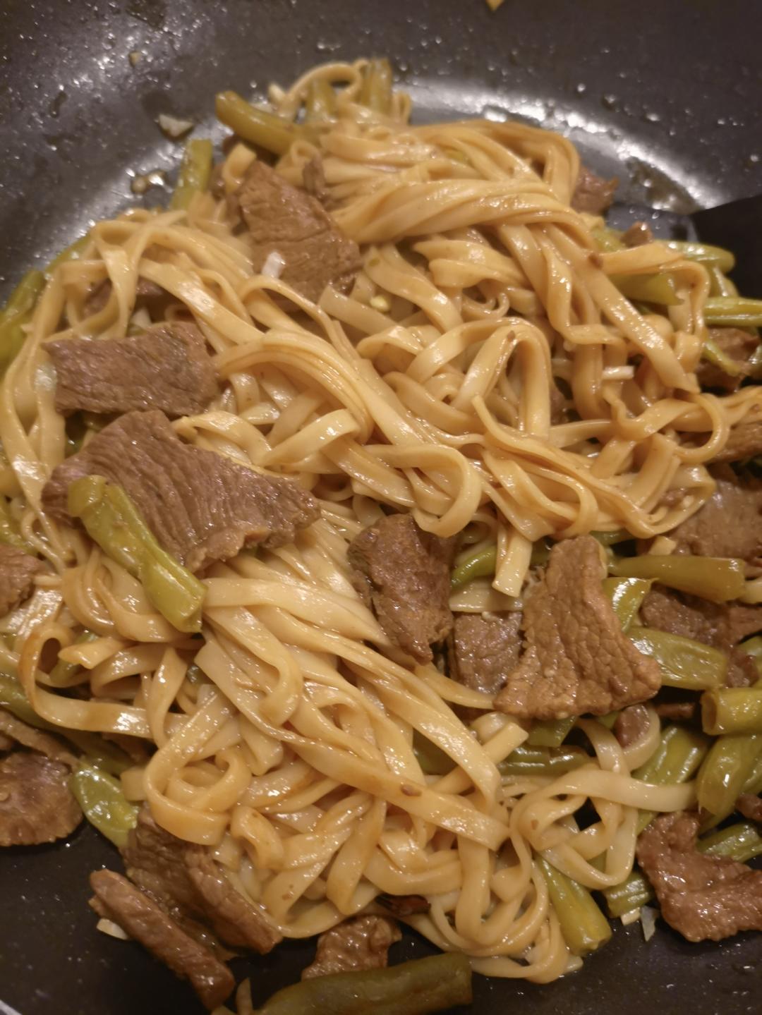 豆角焖面
