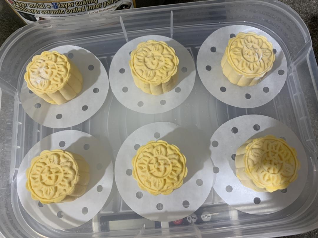 南瓜豆沙月饼