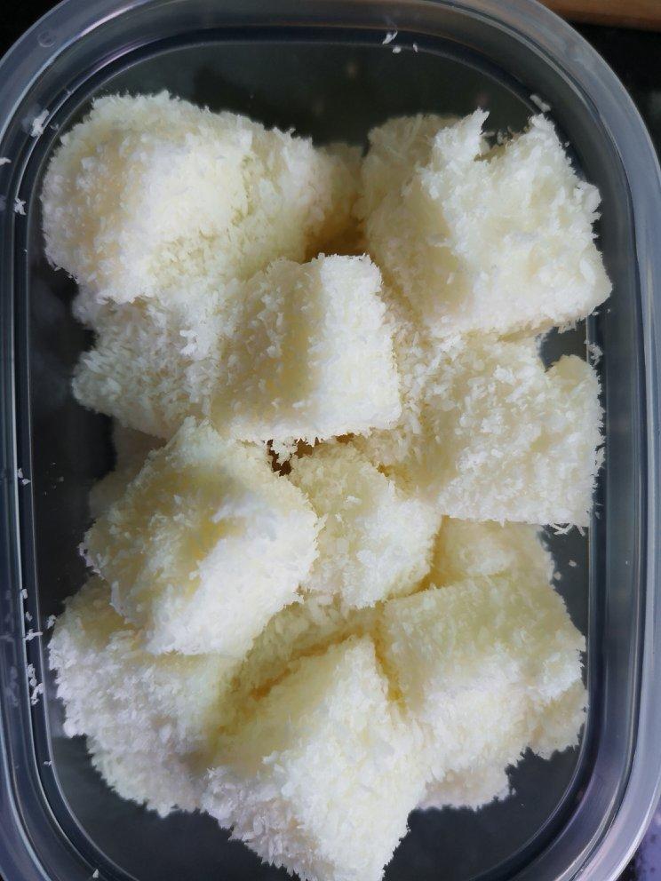 太棒啦！1个方子，做出2道口味一流的甜品！——椰奶小方&炸鲜奶