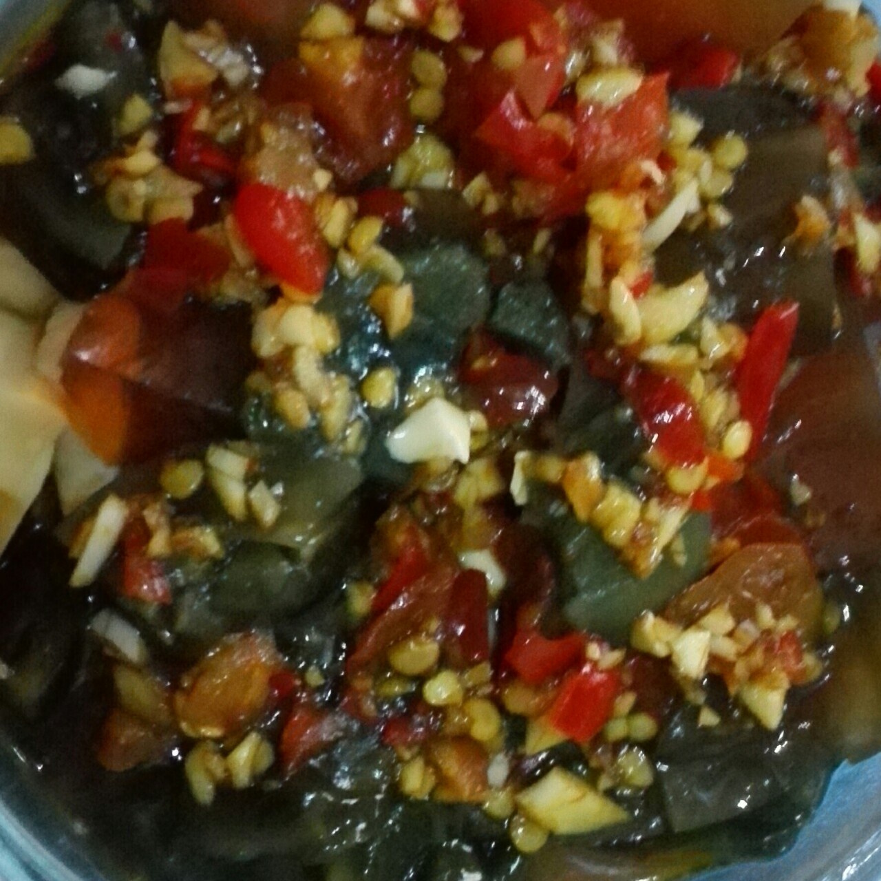 皮蛋拌豆腐