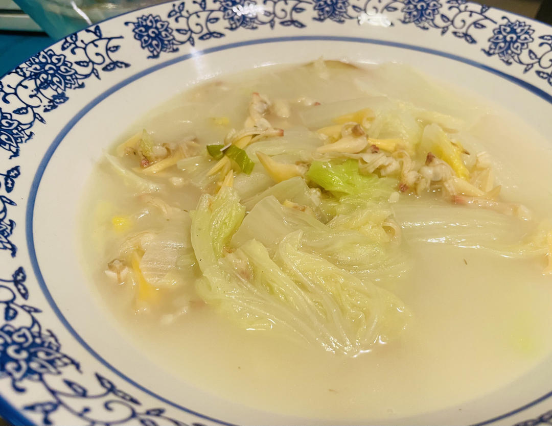 鲜美的白菜烩小蚬子