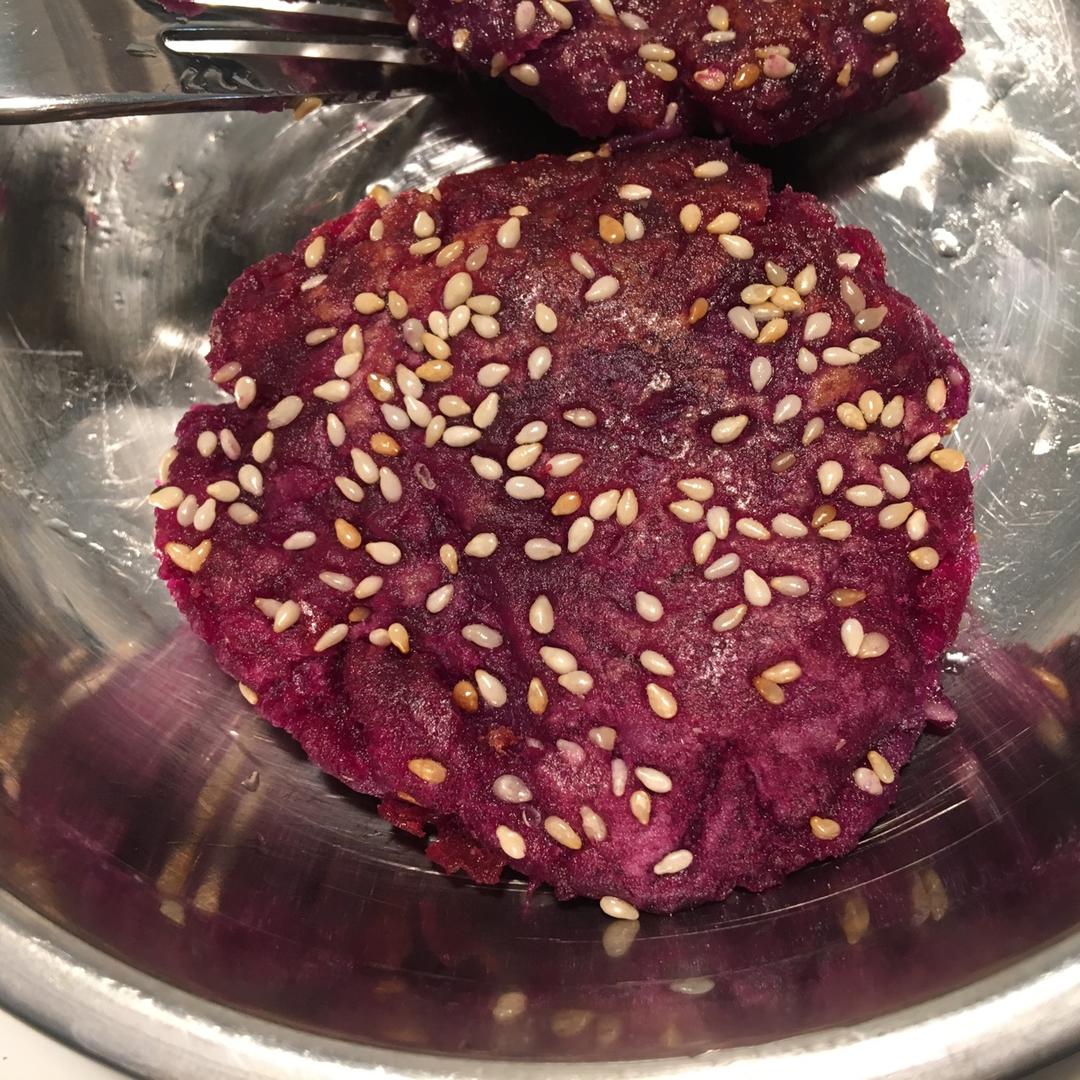 紫薯芝麻饼