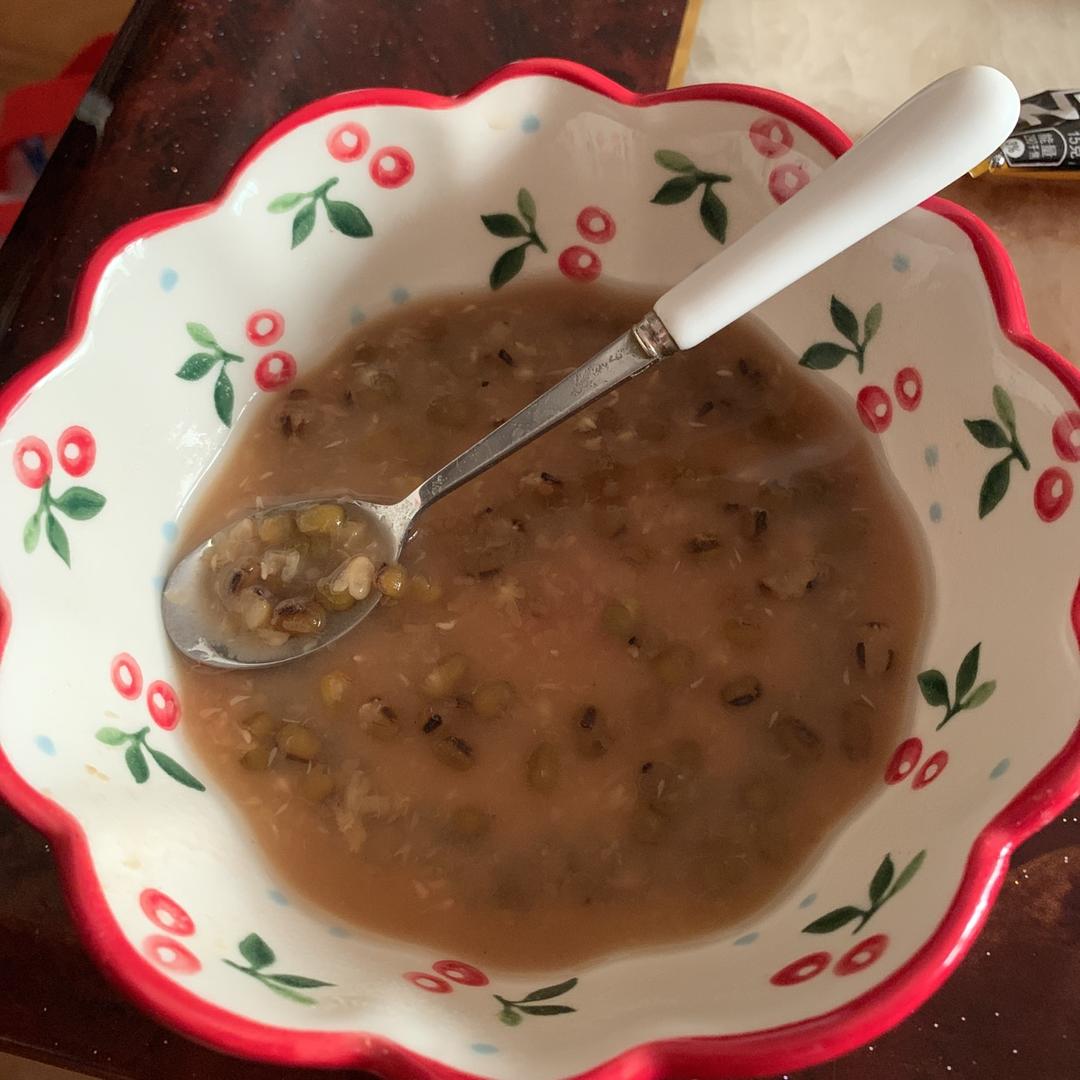 电饭锅版绵绵绿豆沙