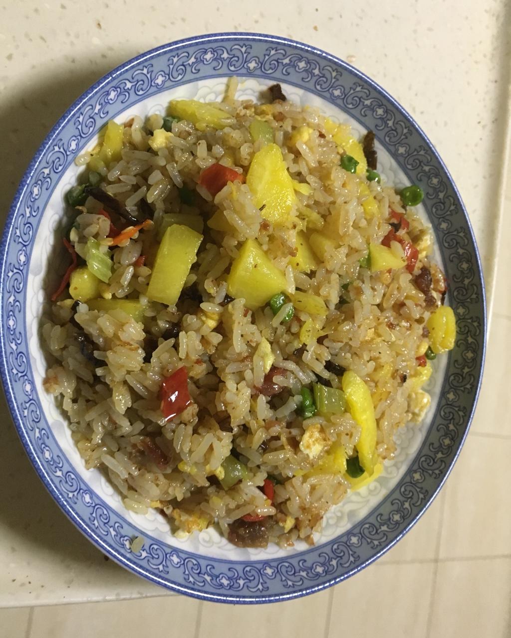菠萝炒饭