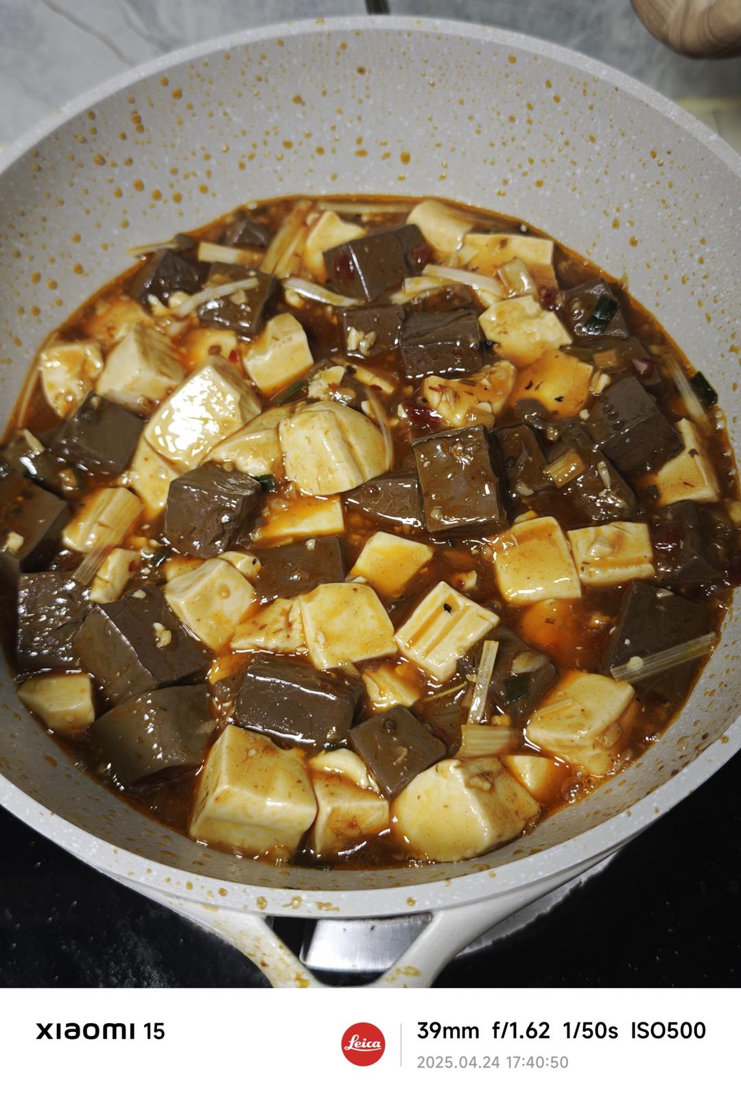 鸭血豆腐
