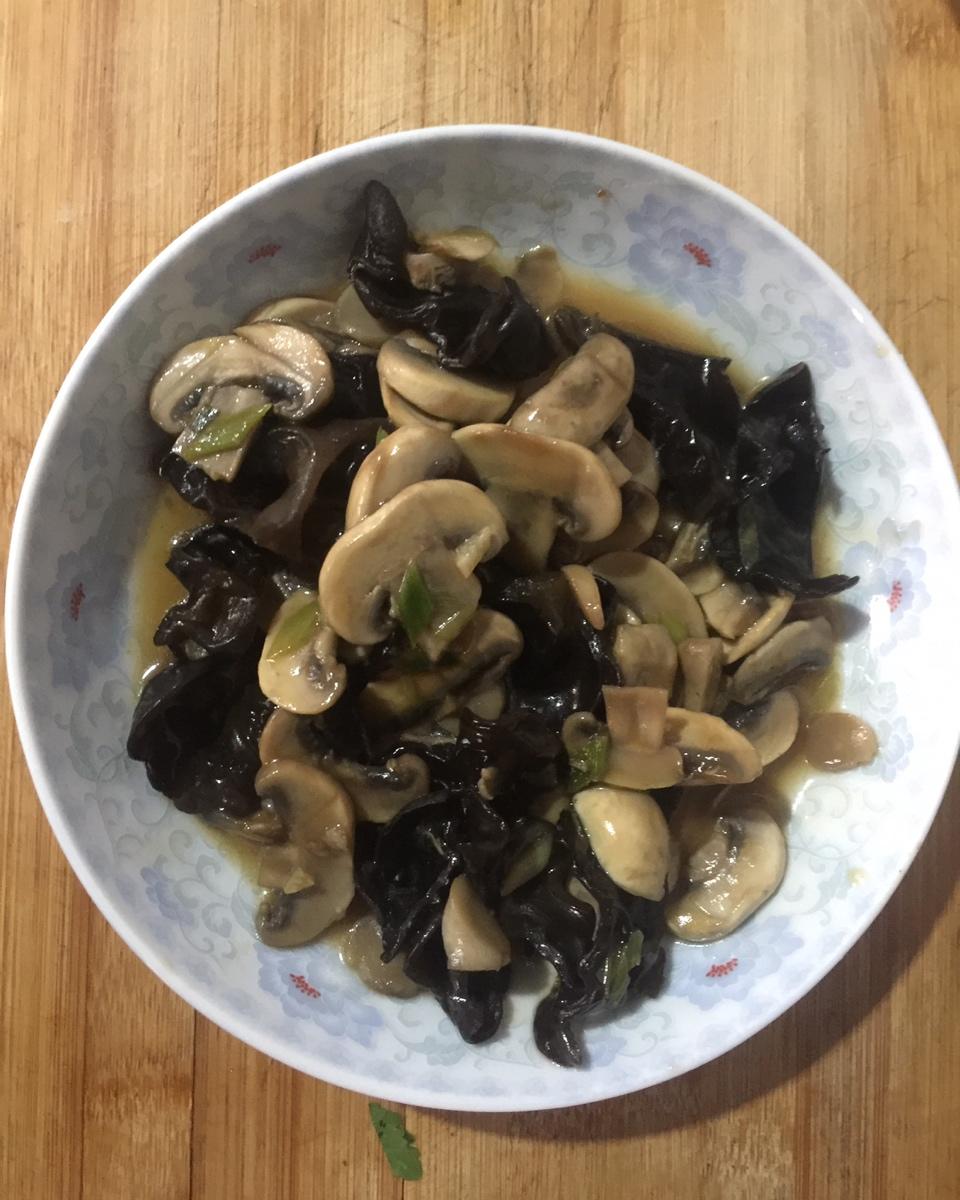 红烧蘑菇/炒口蘑