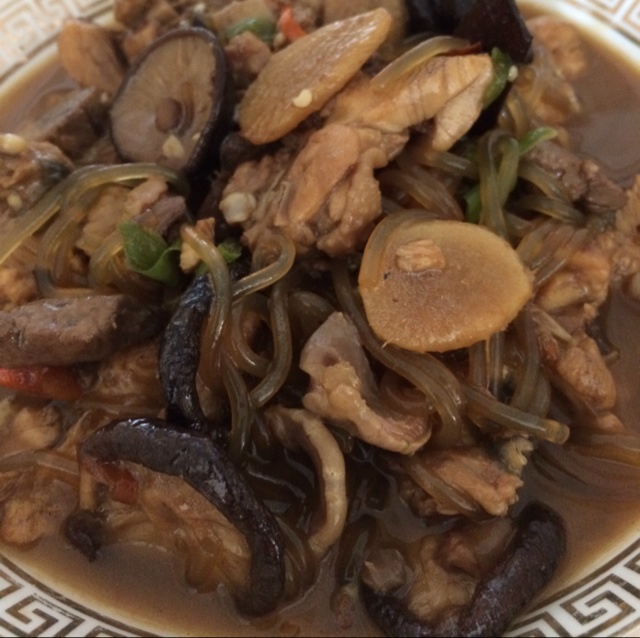 小鸡炖蘑菇