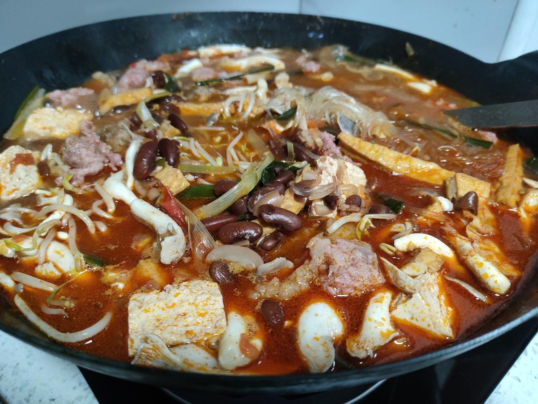 红酸汤肉丸