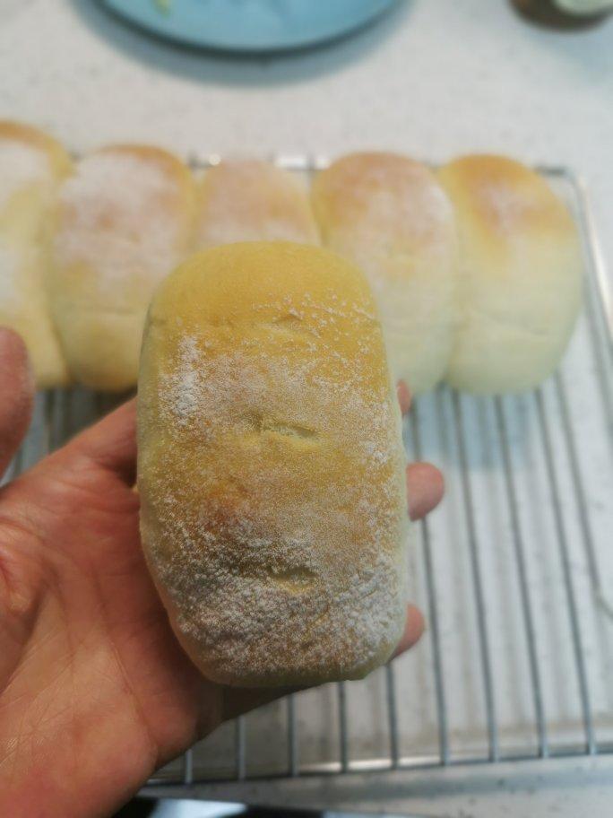 软到不知所措的牛奶卷