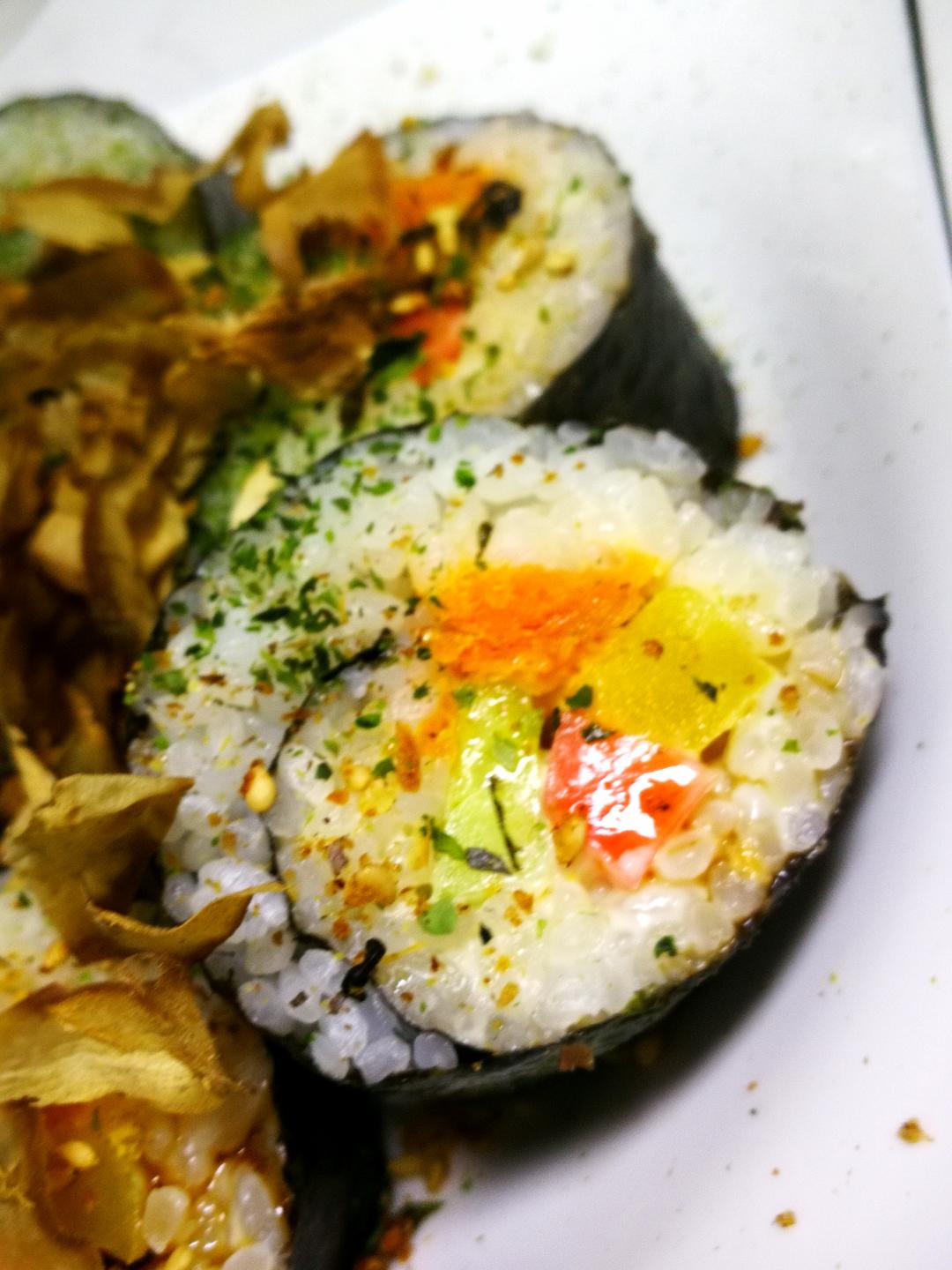 自制寿司（含寿司醋配方和超详细寿司卷法）