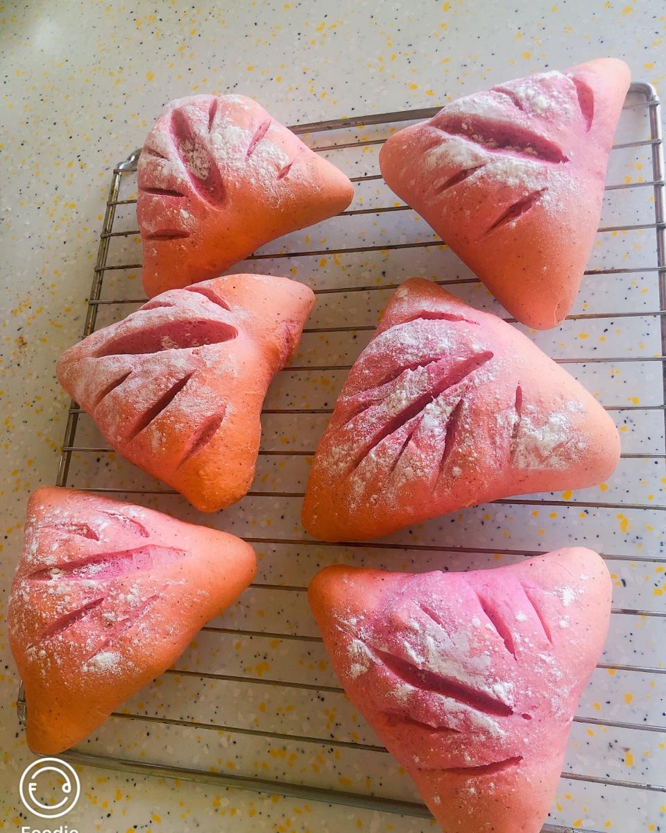 火龙果麻薯软欧