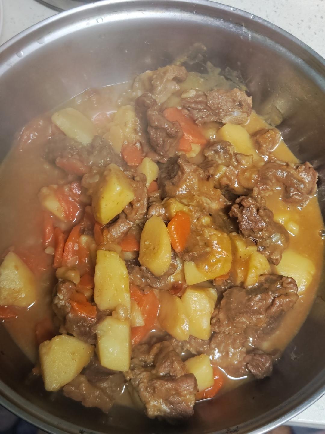 番茄土豆炖牛腩