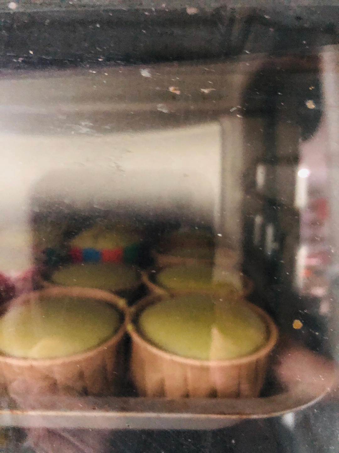 抹茶戚风杯子蛋糕｜不裂不塌不皱小技巧