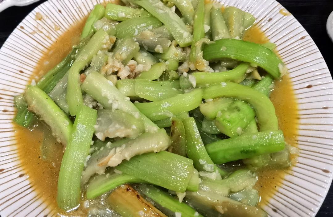 教你在家做丝瓜最好吃的做法，简单又营养，想不好吃都难