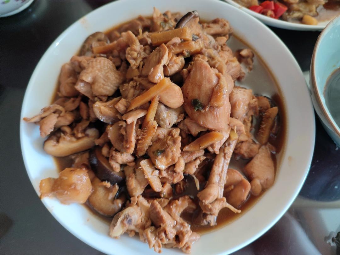 【栗子烧鸡】鸡肉都给你吃，栗子归我~