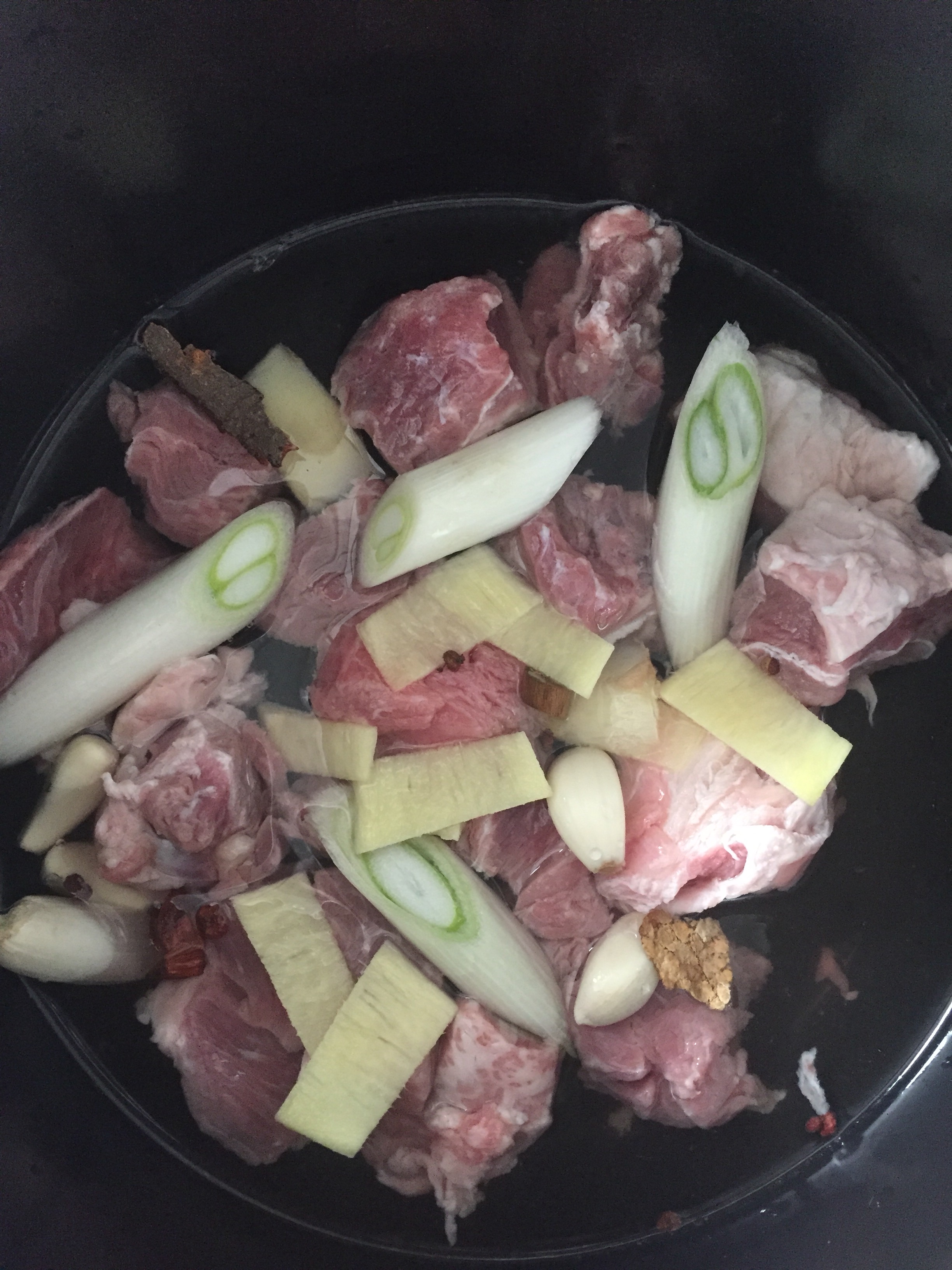 超简单的高压锅炖牛肉的做法 步骤3