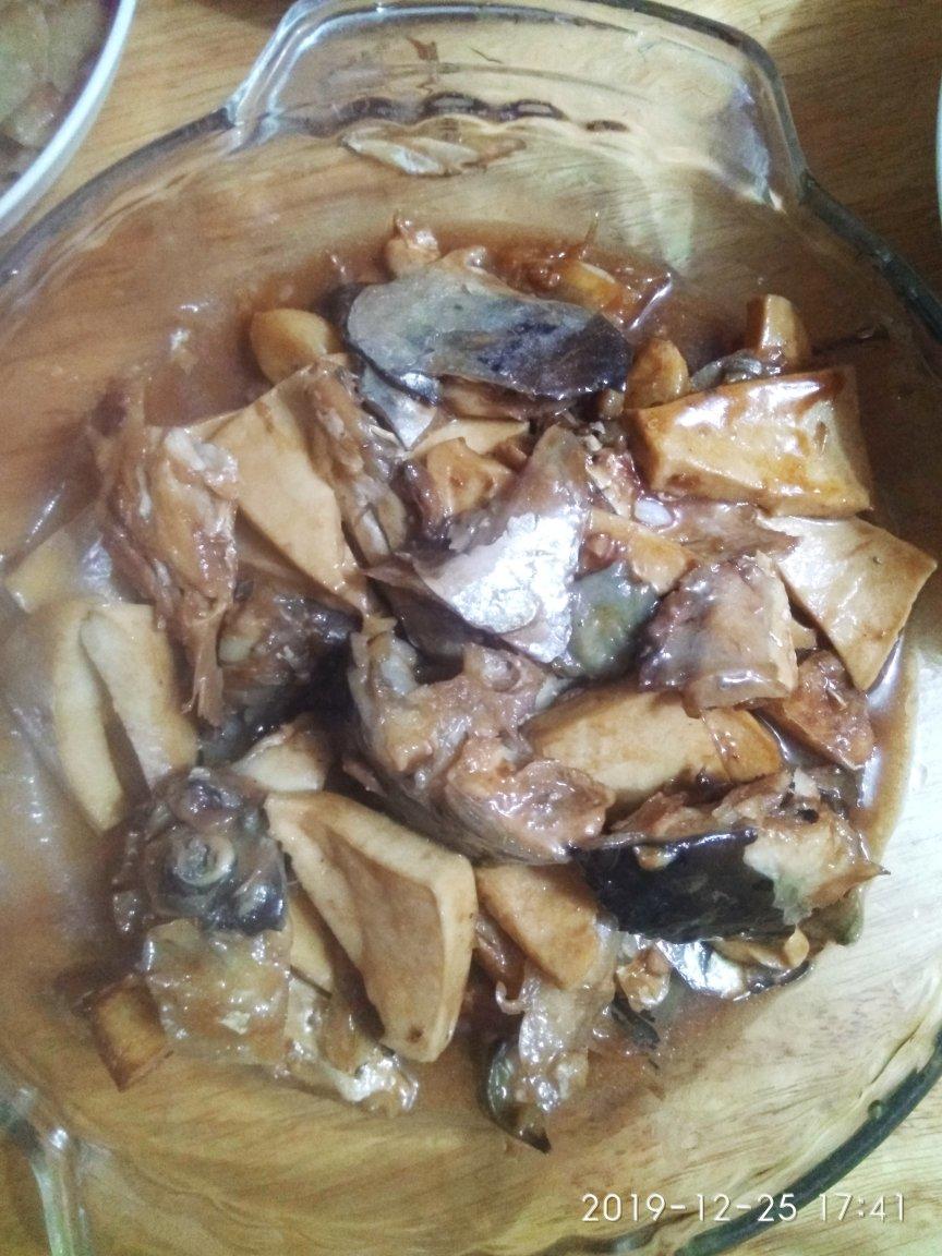 张亮砂锅鱼头—中餐厅