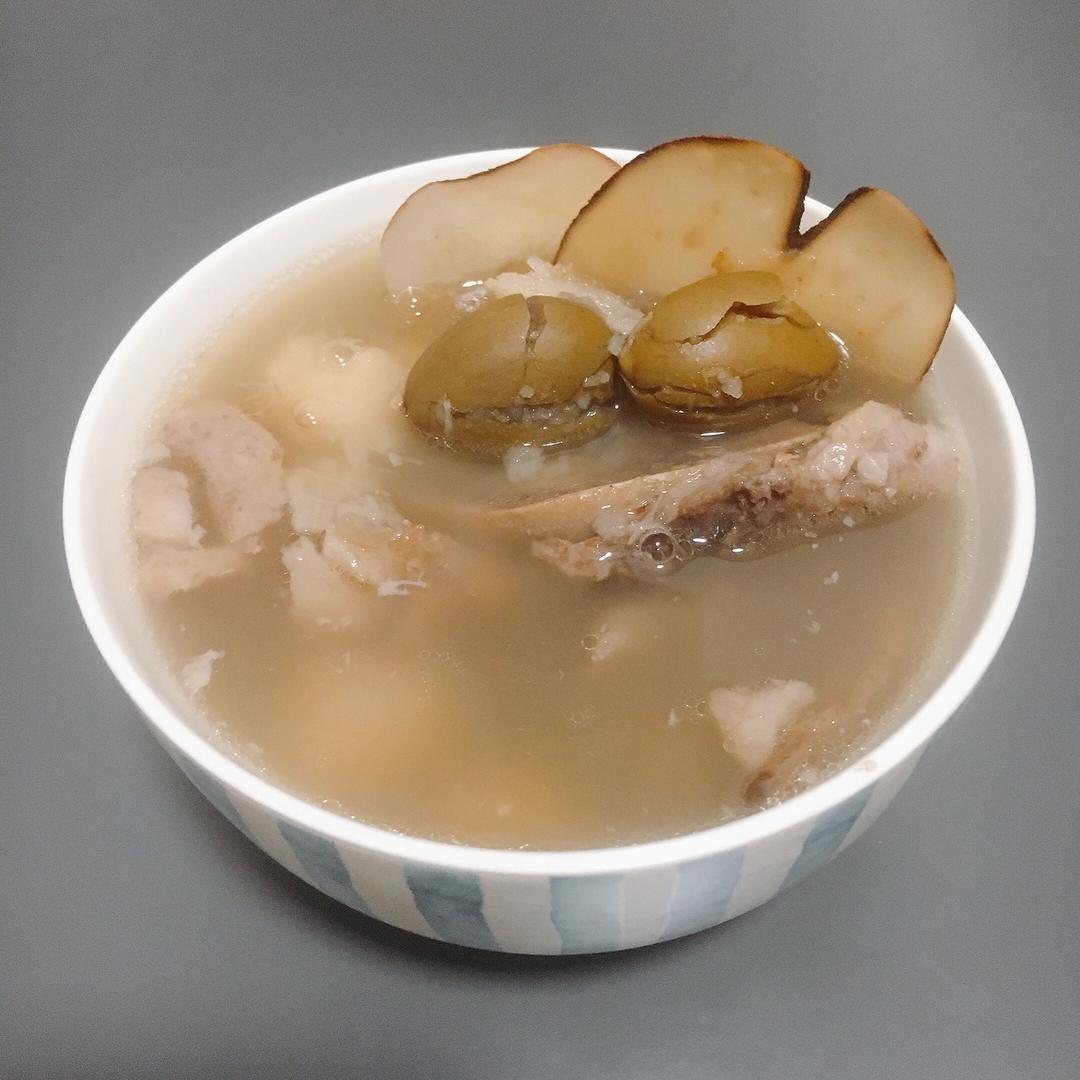 清热润肺止咳-海底椰青榄淮山汤
