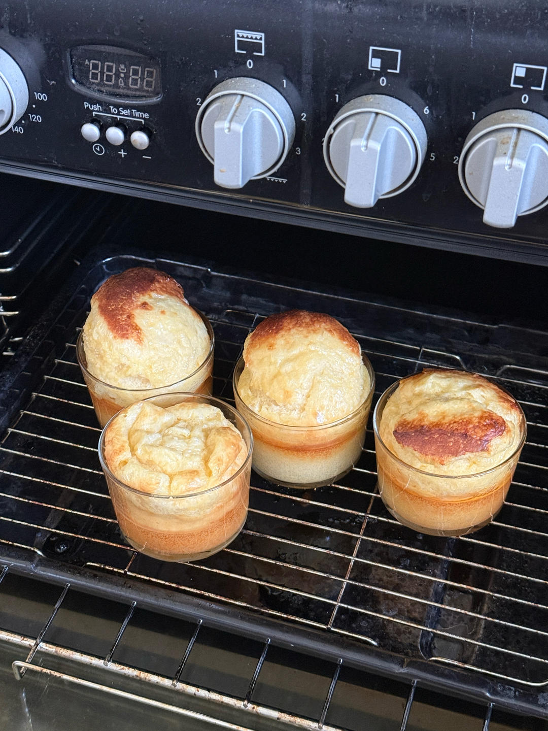 香味浓郁——约克郡布丁 Yorkshire Pudding（不是布丁的布丁）