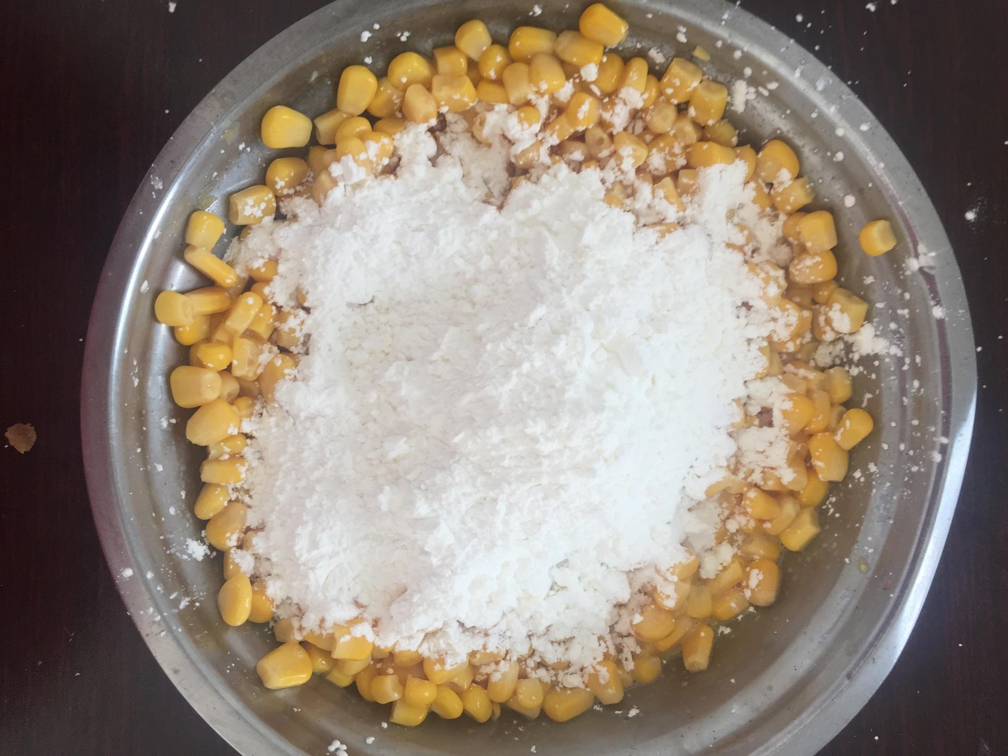 椒盐玉米的做法 步骤6