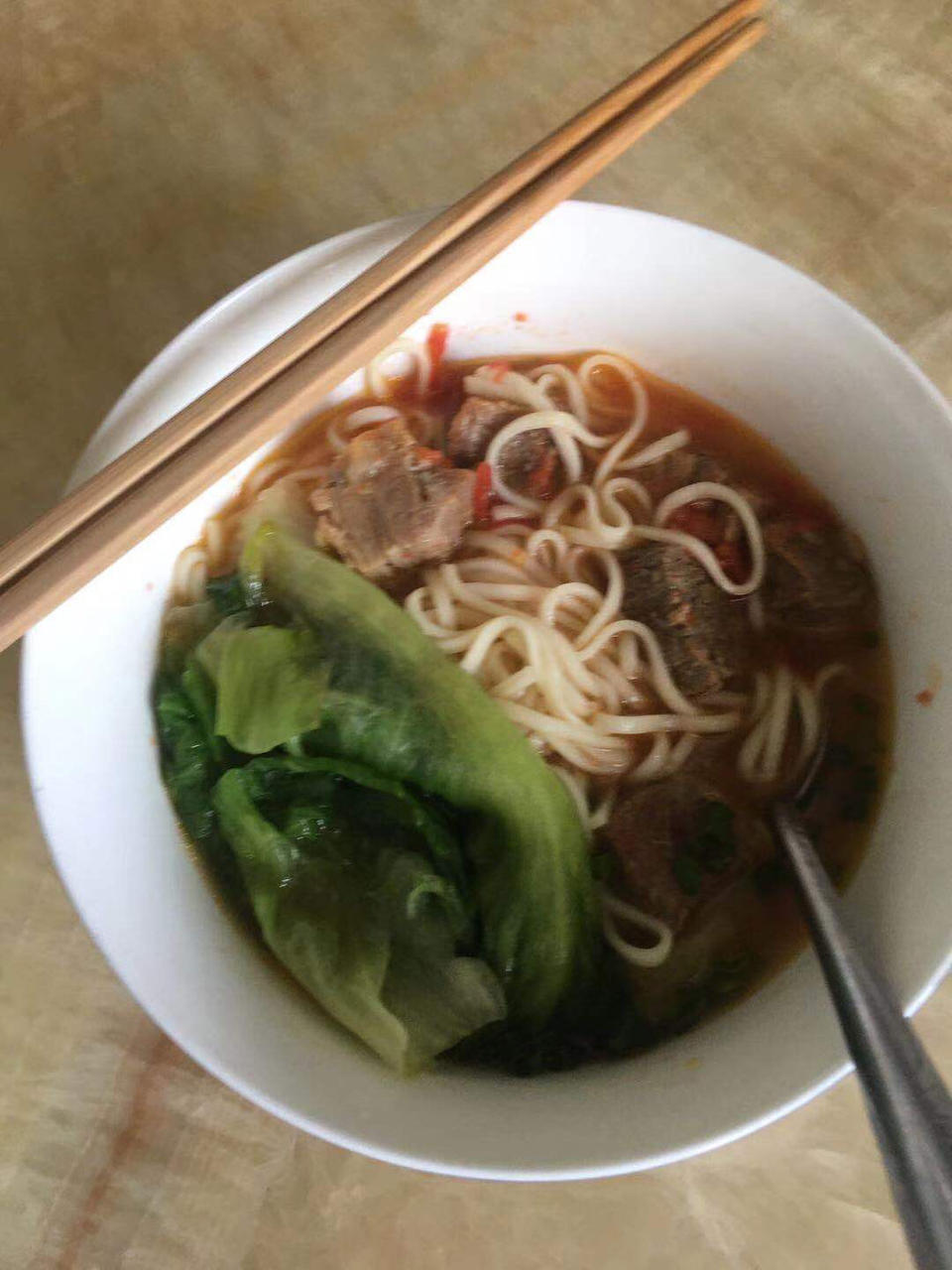 不加一滴水超美味的番茄土豆炖牛肉（懒人菜）