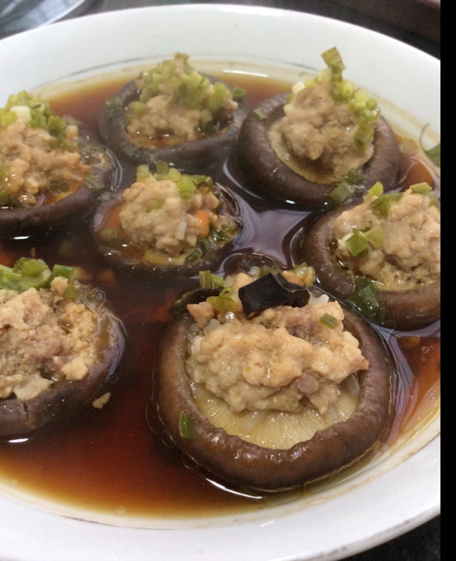 百花酿鲜菇｜一条视频