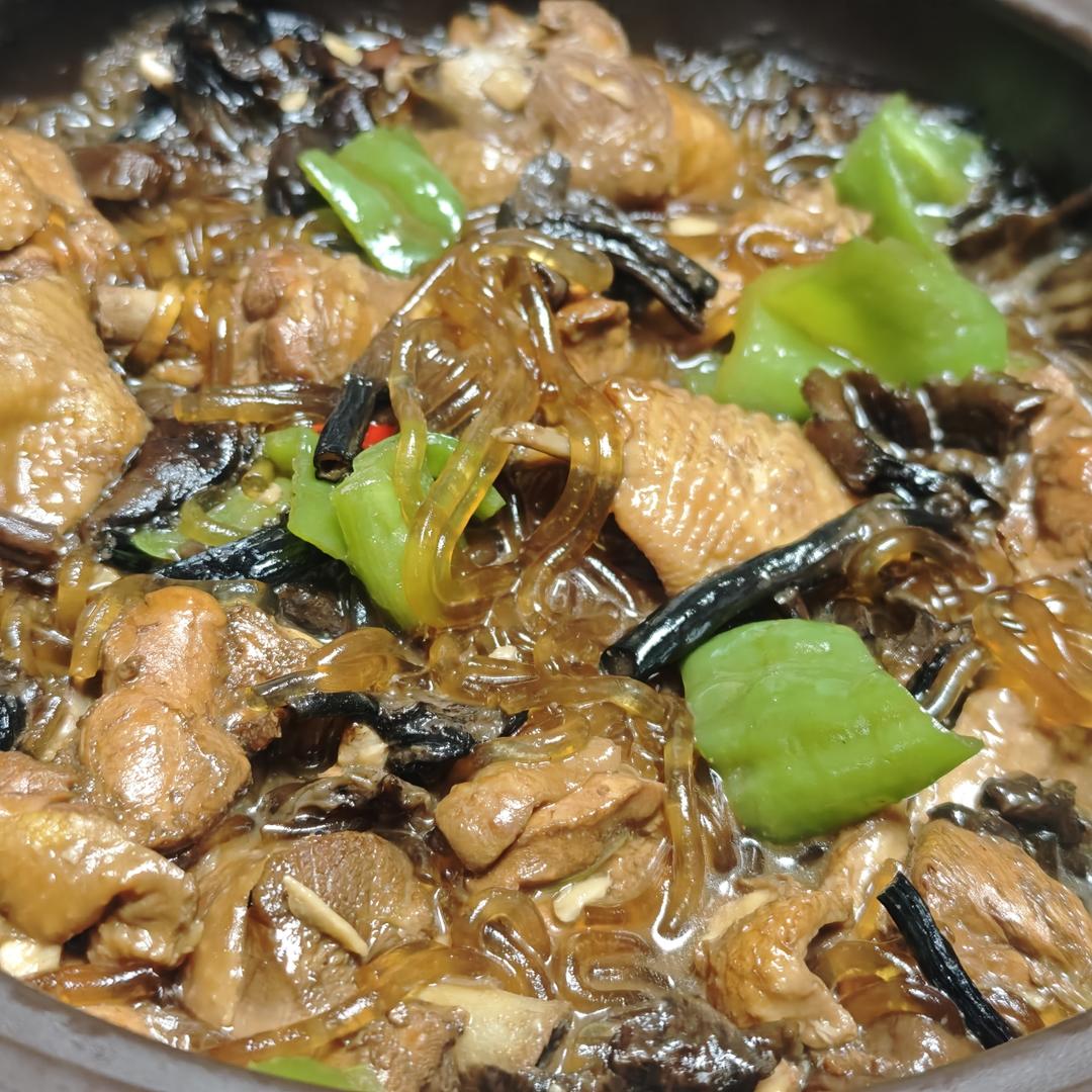 小鸡炖蘑菇