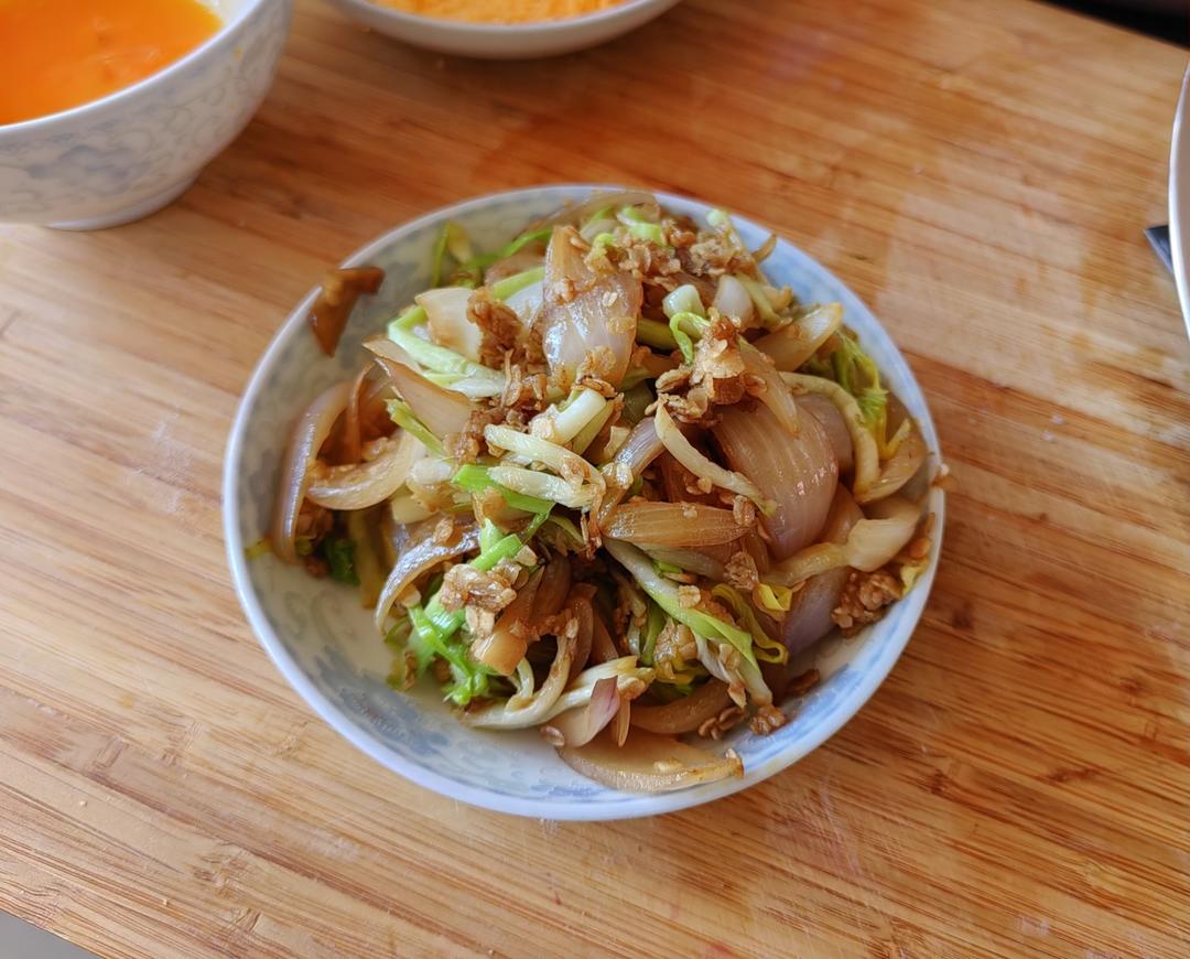 洋葱蒜黄炒麦片