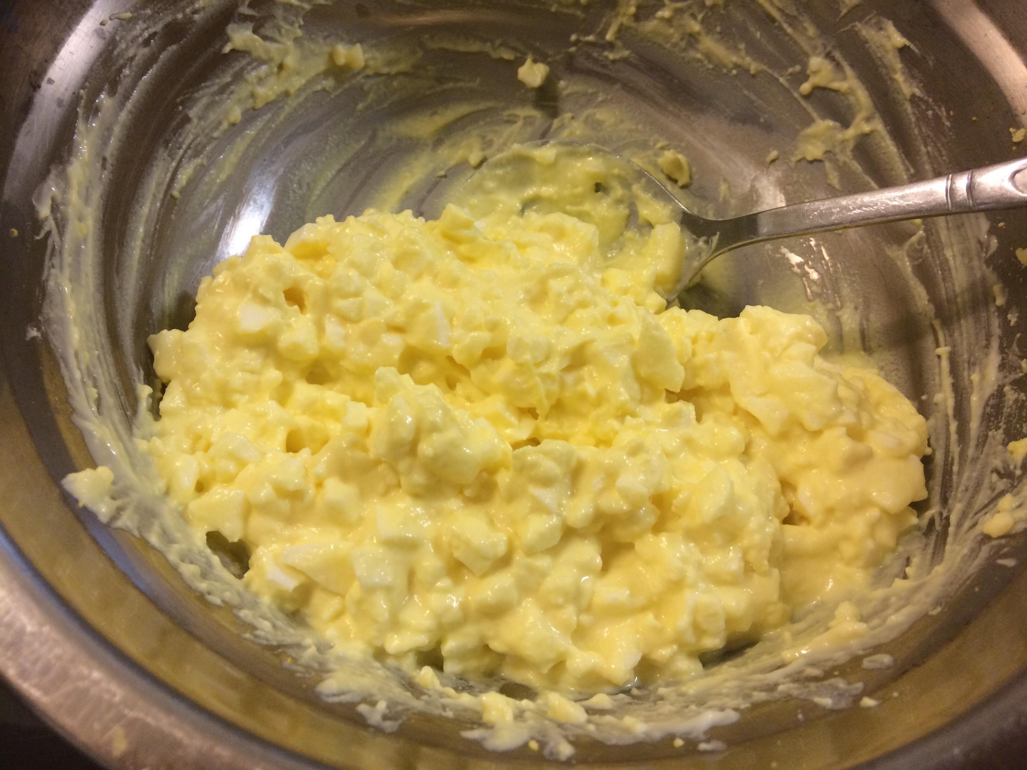 封口鸡蛋沙拉三文治的做法 步骤2
