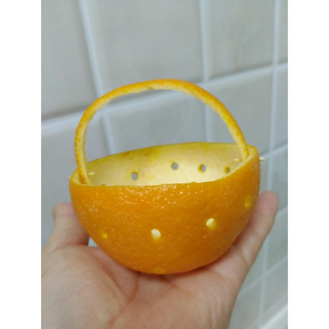 糊涂555做的橙皮花篮盘饰拼盘摆盘(巧去橙皮)
