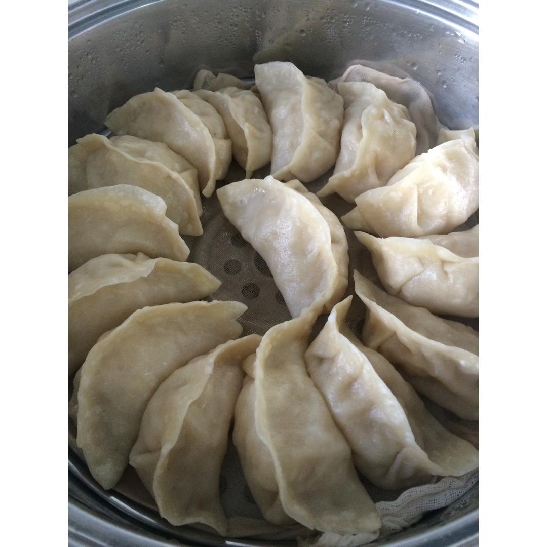 西葫芦烫面蒸饺