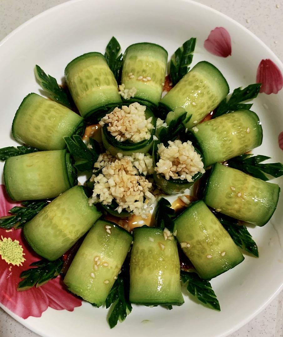 过年爽口小菜响油黄瓜卷