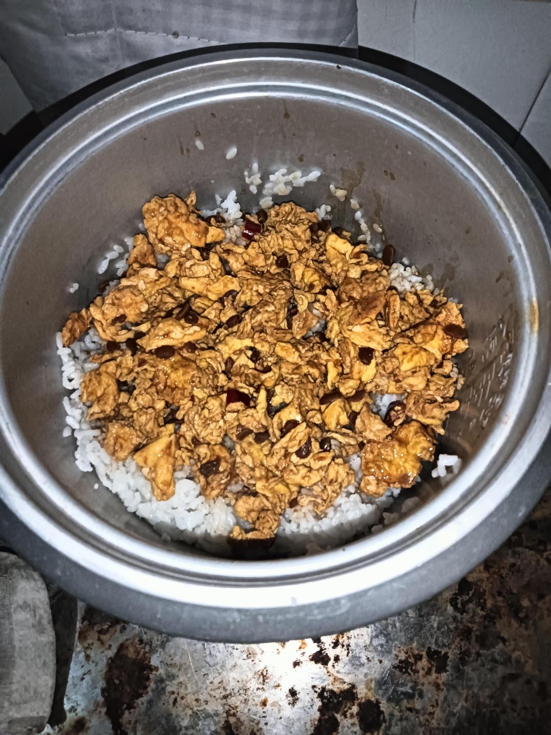 “东北yyds鸡蛋酱”太费米饭了！3步搞定超简单！