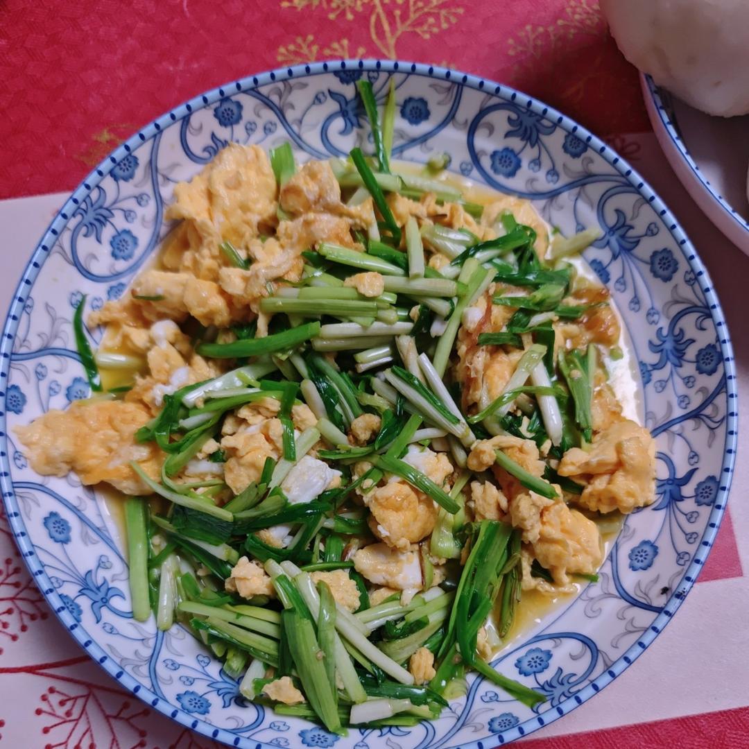 蒜苗炒鸡蛋