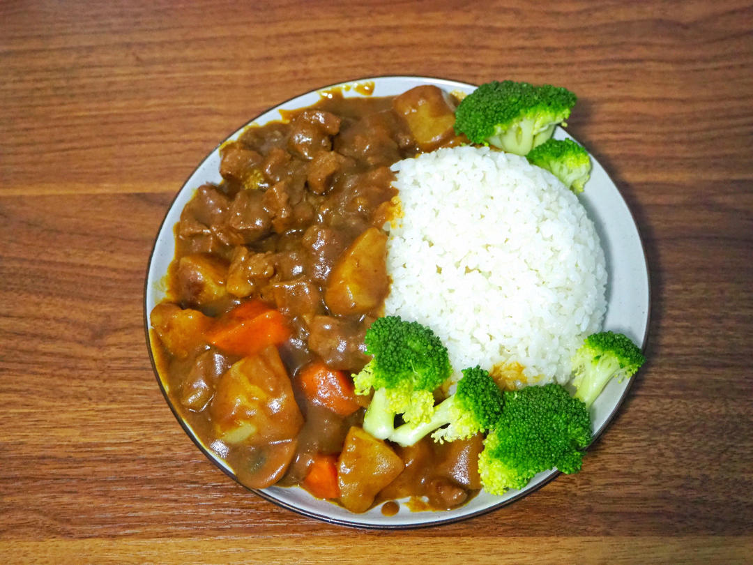 咖喱牛肉饭
