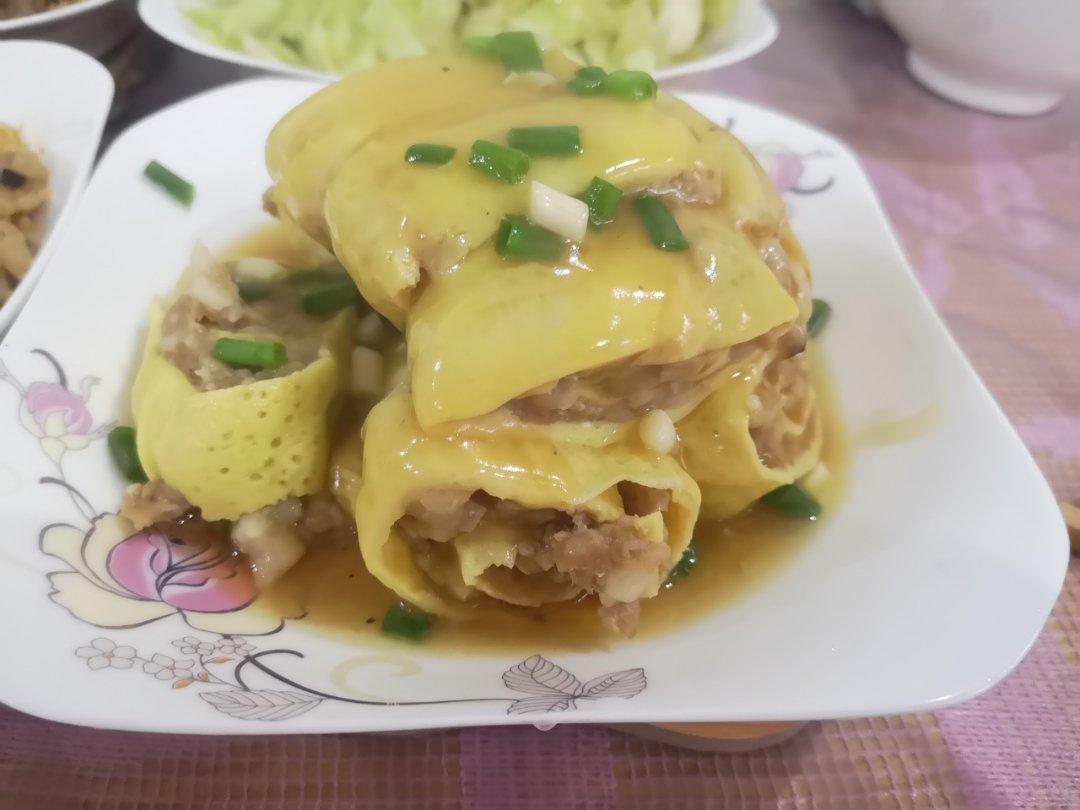 葱香肉末鸡蛋卷