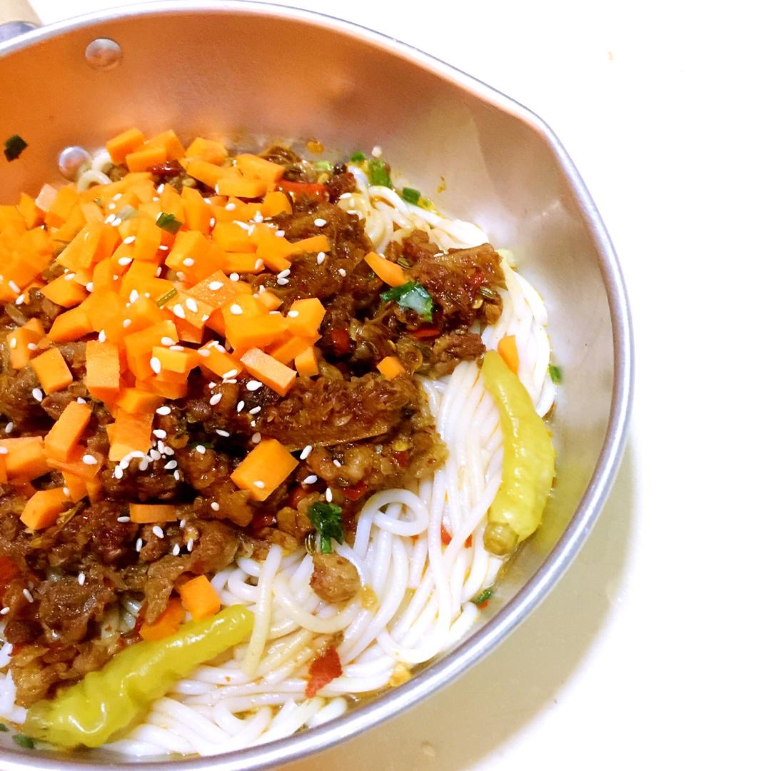 牛腩粉