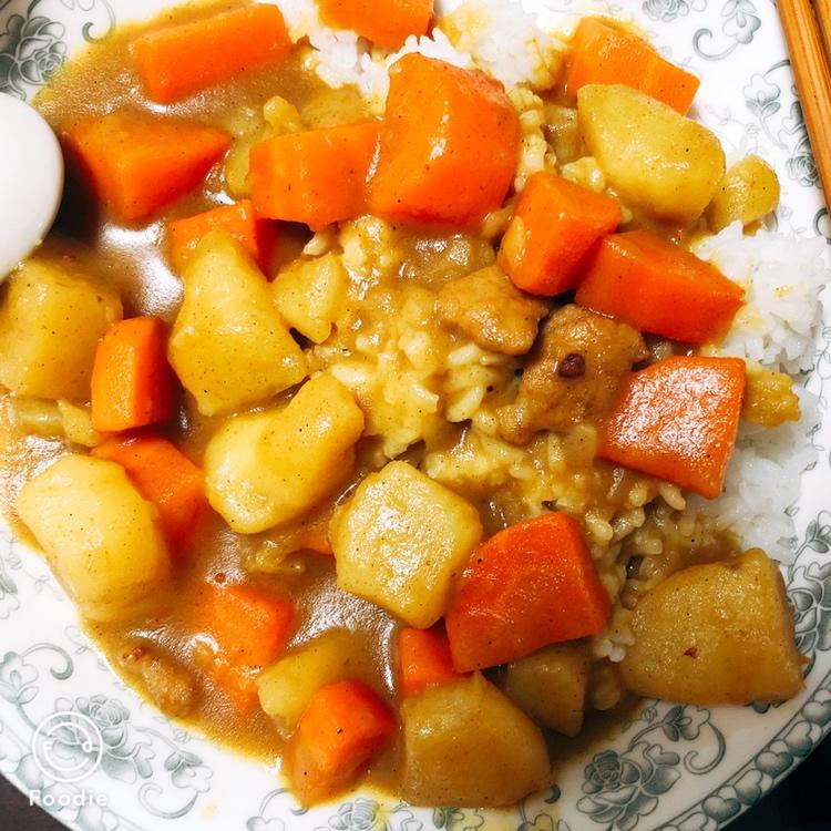 咖喱鸡肉饭