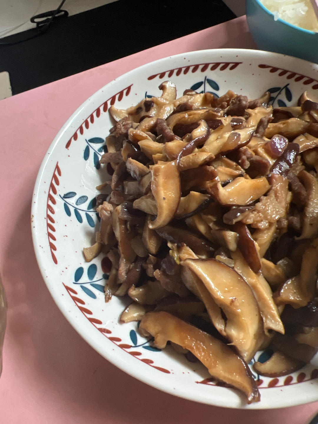 香菇炒肉