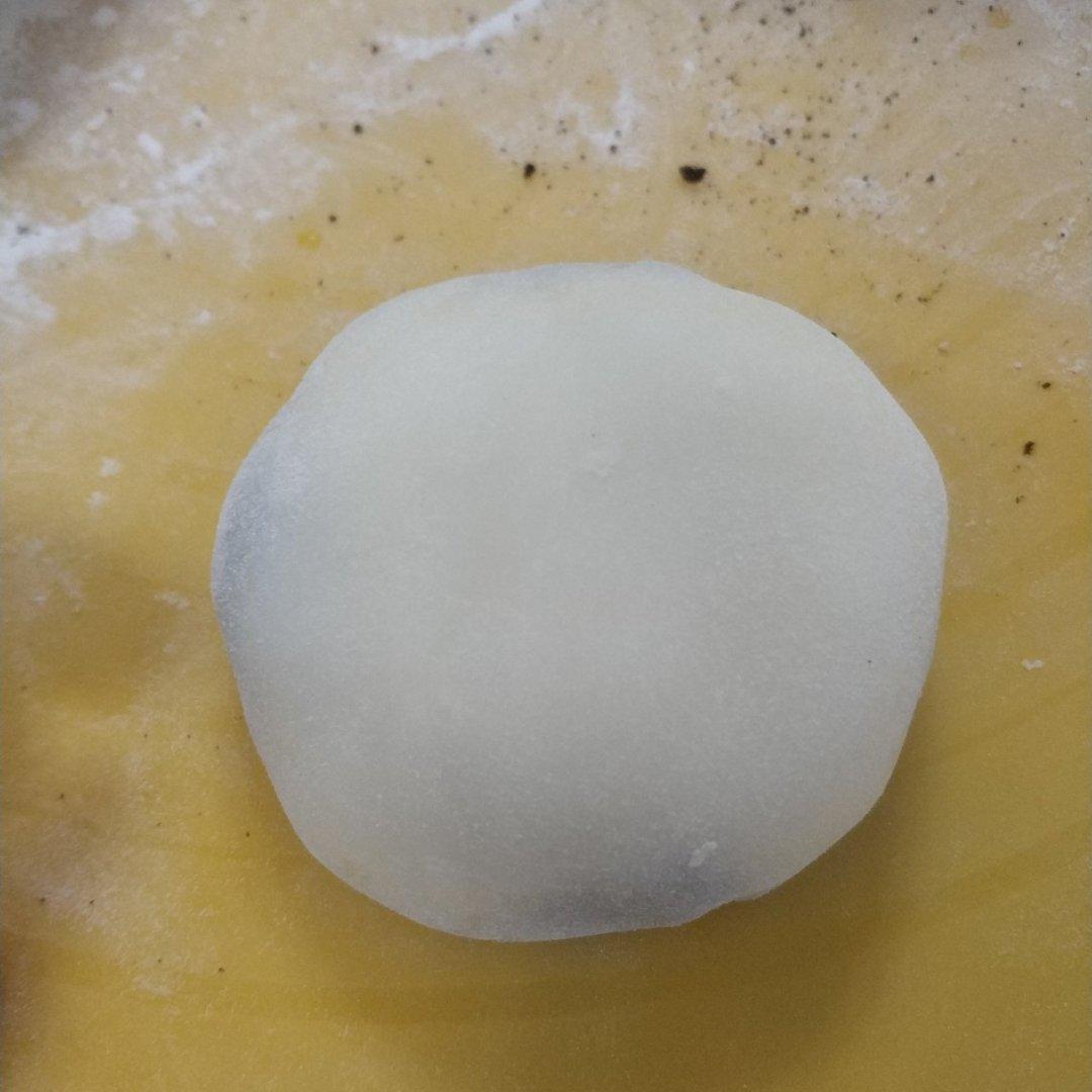 腹黑白胖子——奥利奥雪媚娘