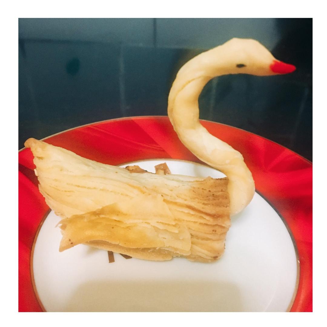 天鹅酥
