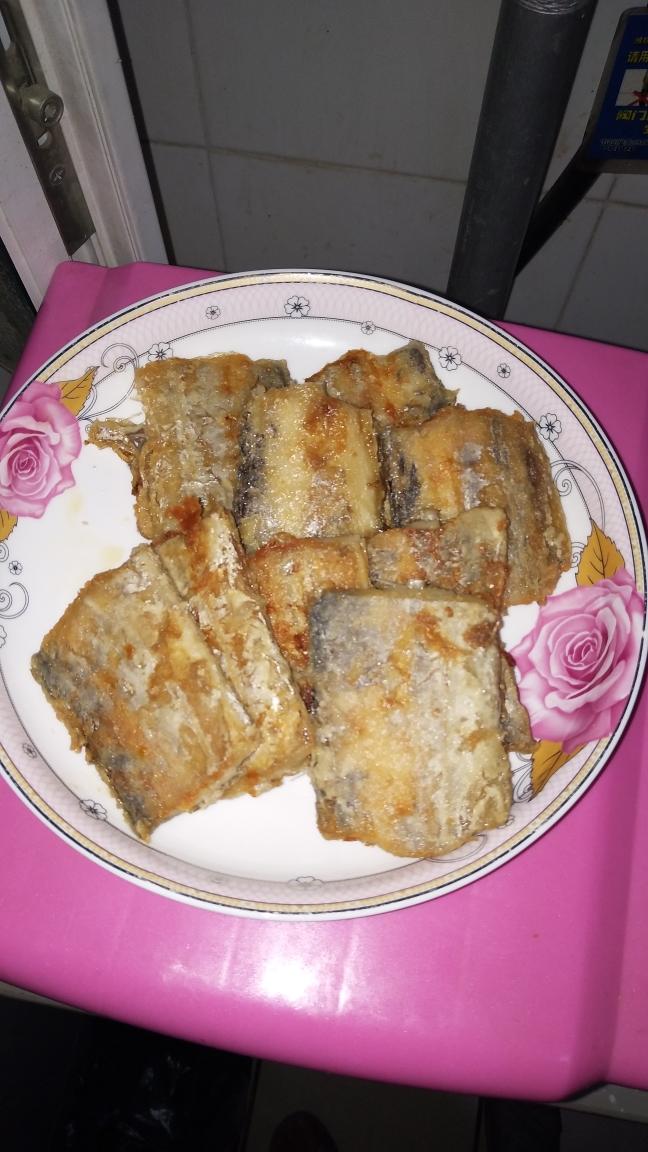 煎刀鱼的做法