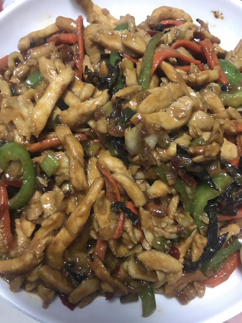 米饭🍚杀手鱼香鸡丝         （减脂期也可以吃）