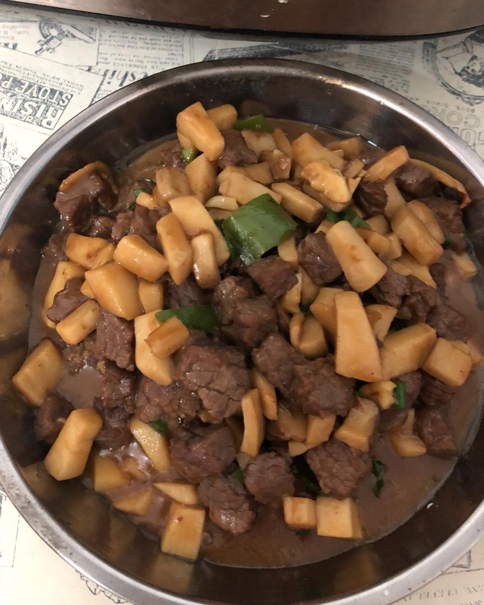 杏鲍菇炒牛肉粒