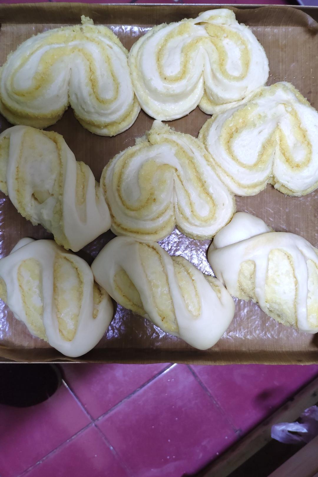 椰蓉小面包