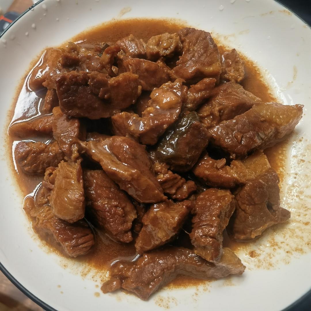 广式焖牛腩