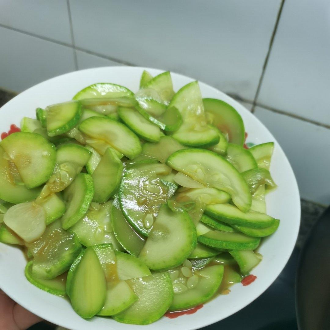 清炒西葫芦，五分钟快手菜