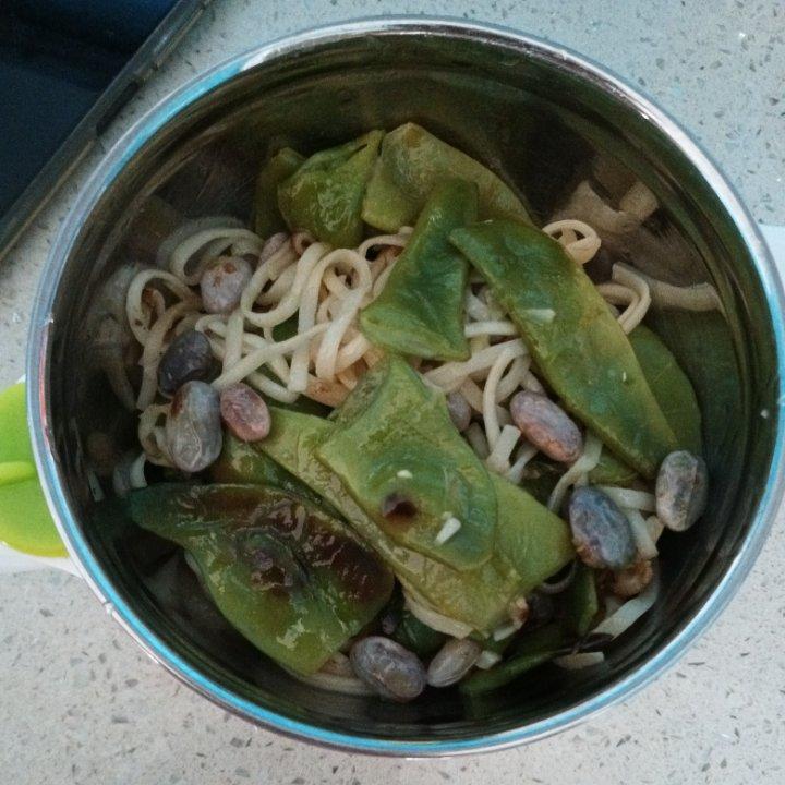 豆角焖面（干面条版）