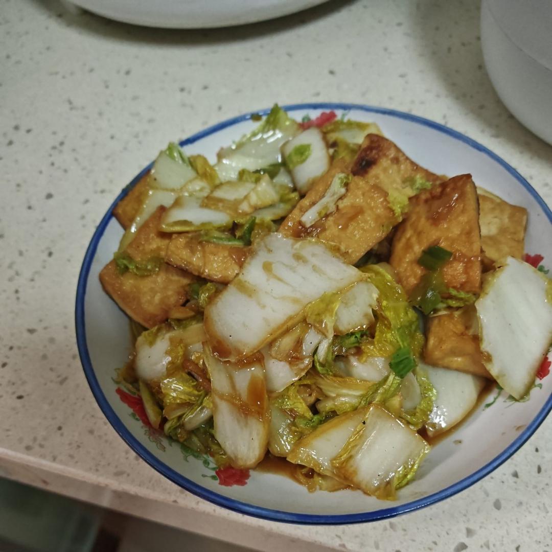 娃娃菜炒卤豆腐