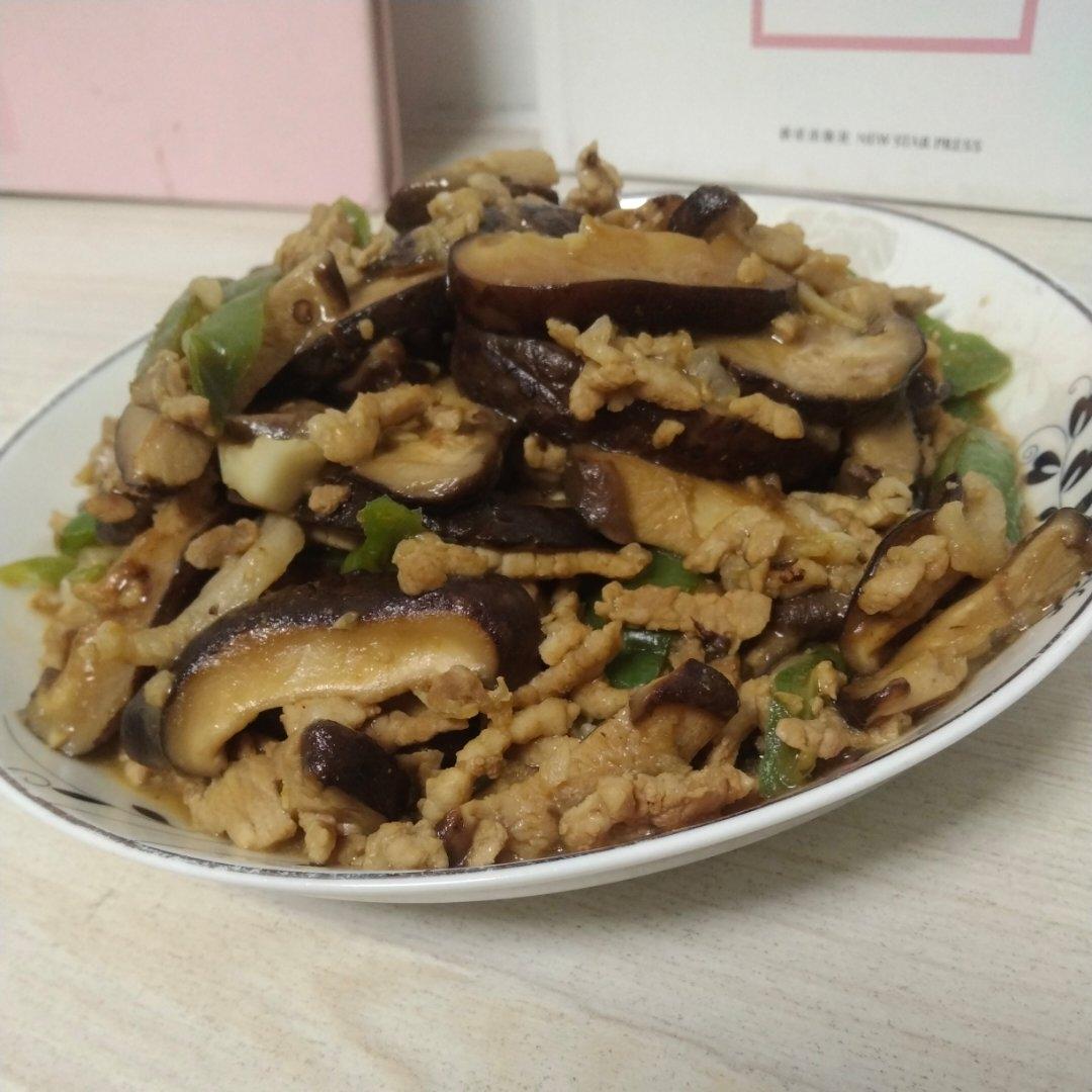 香菇炒肉｜贼香